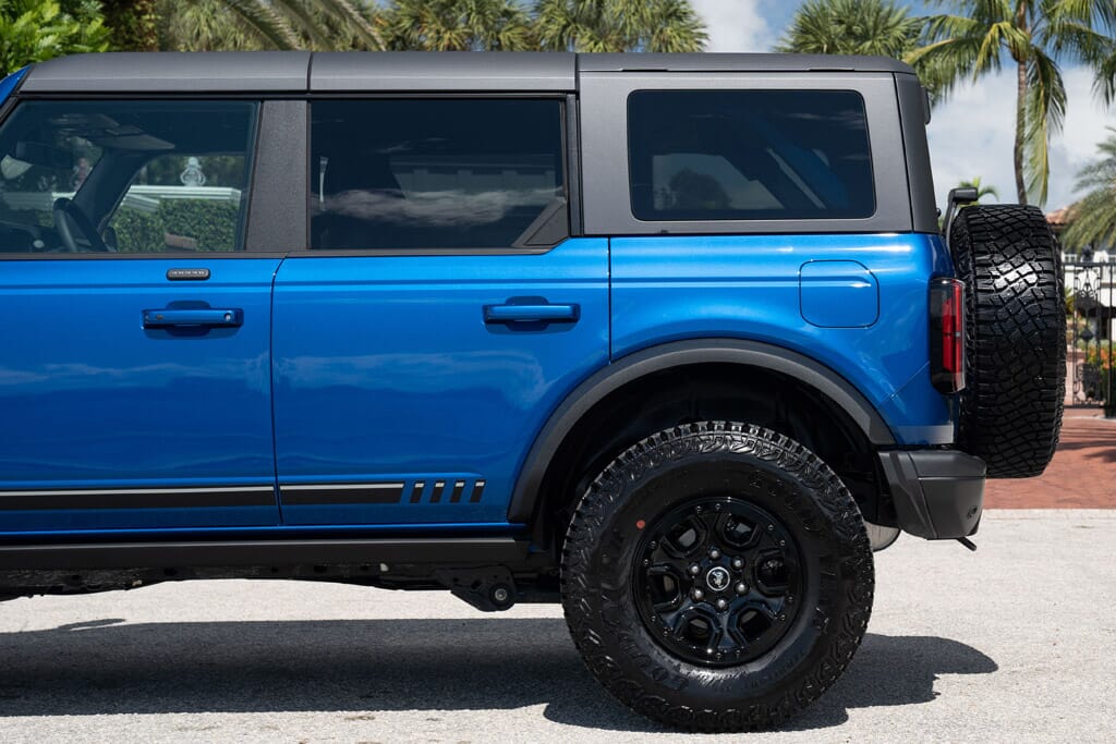 2021 Ford Bronco First Edition Lightning Blue 60 Miles for sale